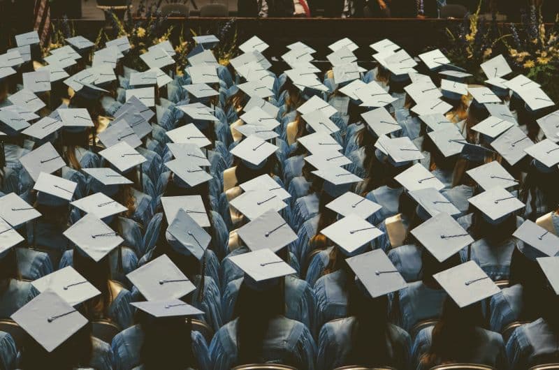 Acesso a saúde e educação europeia